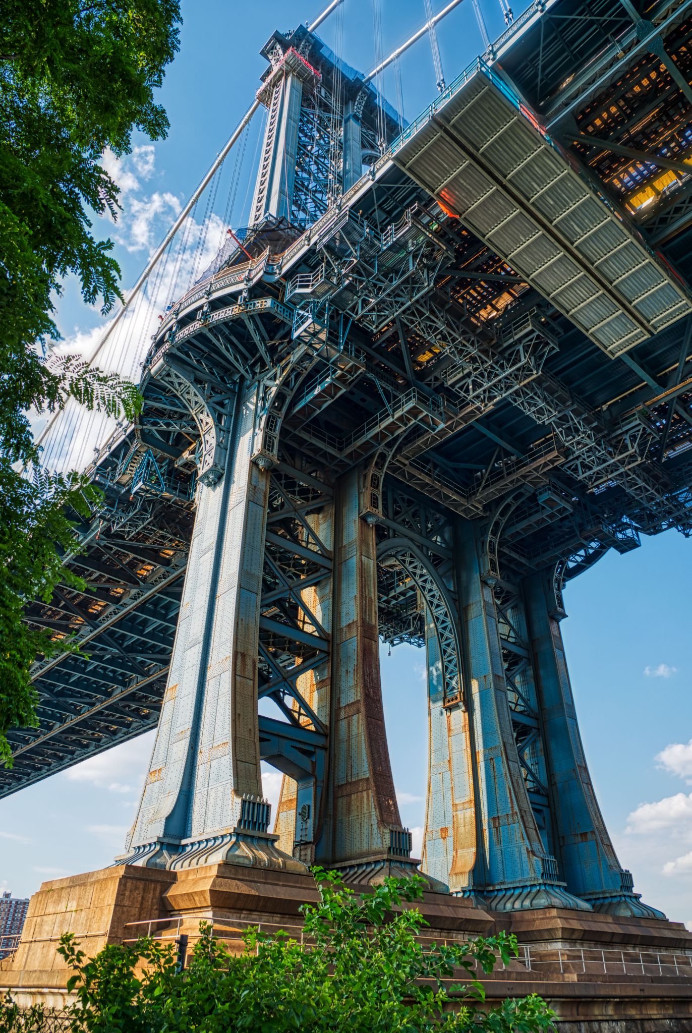 Manhattan Bridge Foot